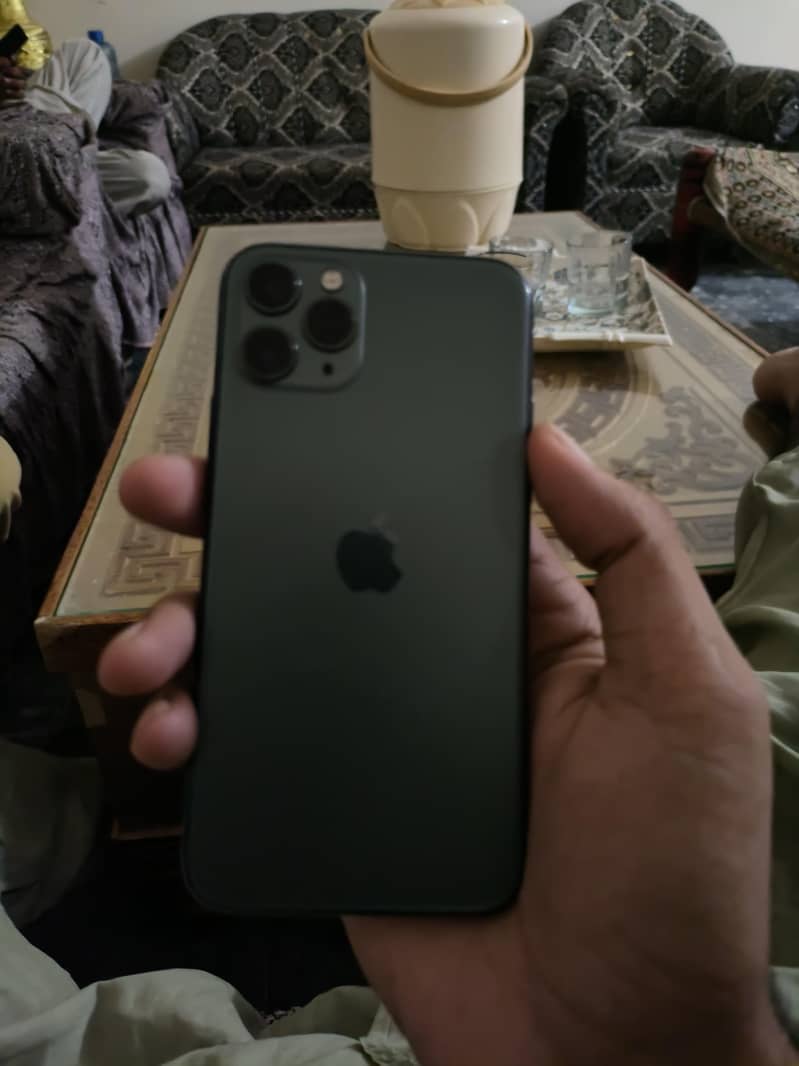 Apple iPhone 11 Pro 0