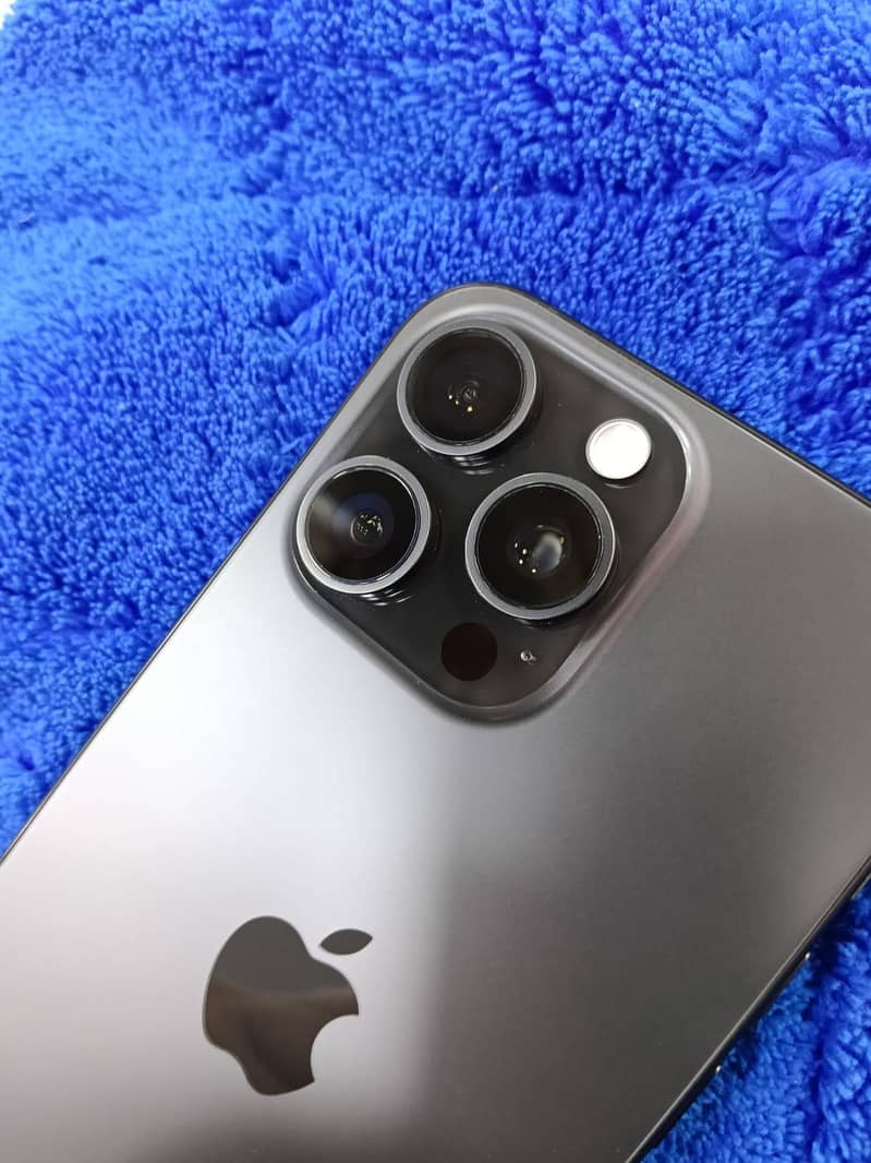 IPHONE 15 PRO MAX 0