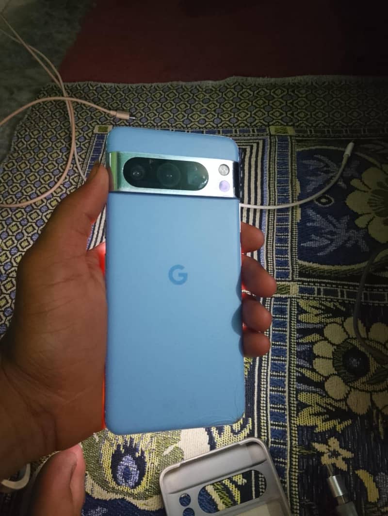 Google Pixel 8 Pro 7