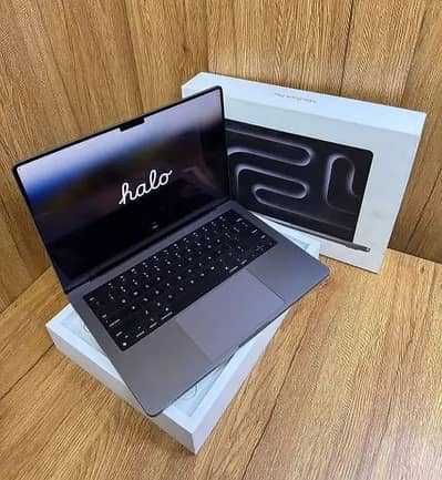 Macbook Pro M1 2021 14 INCH 32GB RAM 512GB SSD