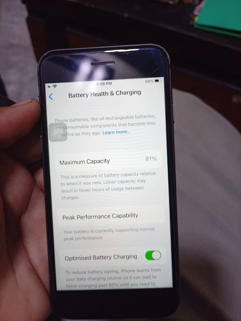 Apple iPhone 8 4