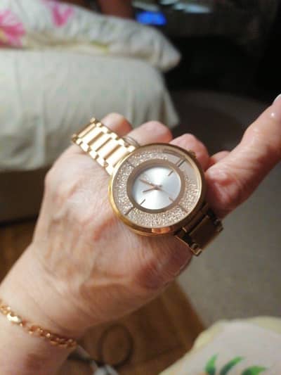 women watch