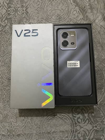 Vivo V25