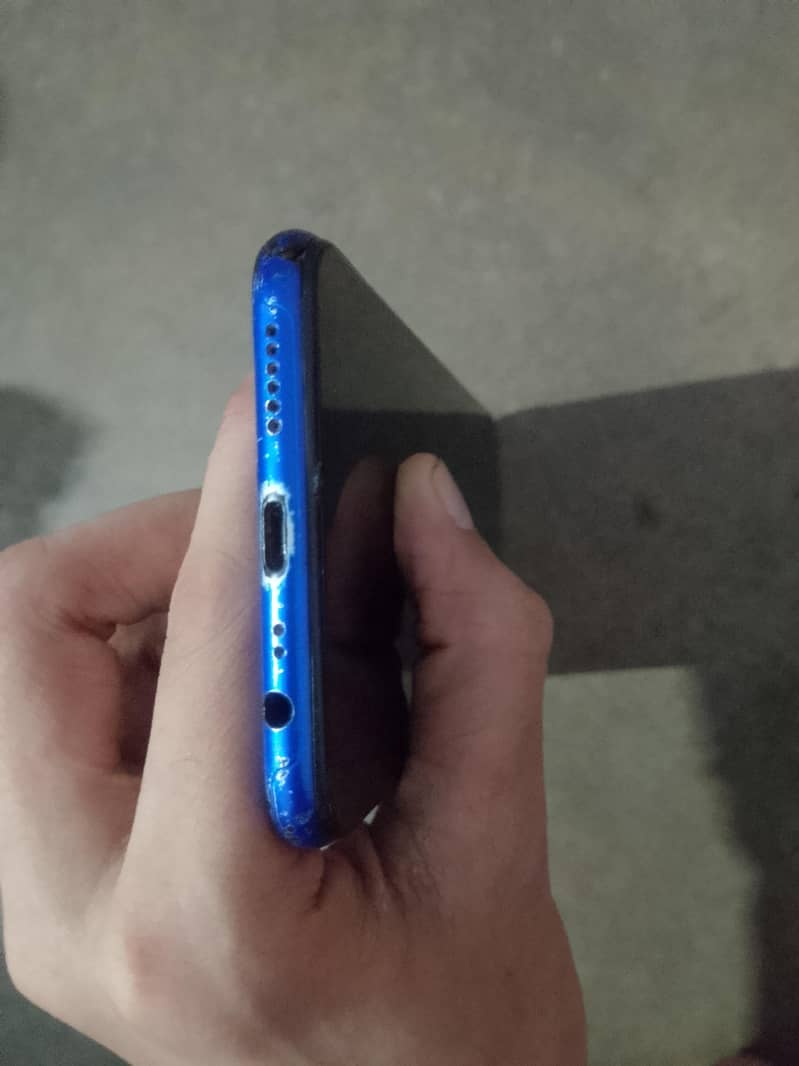 Realme C2 3