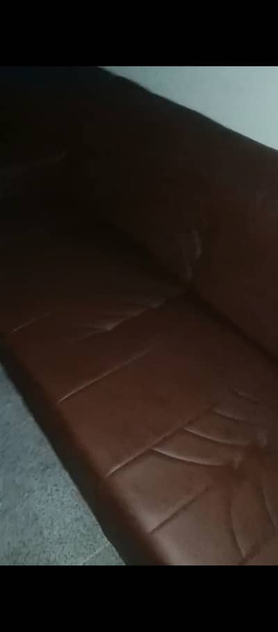 Genioun leather