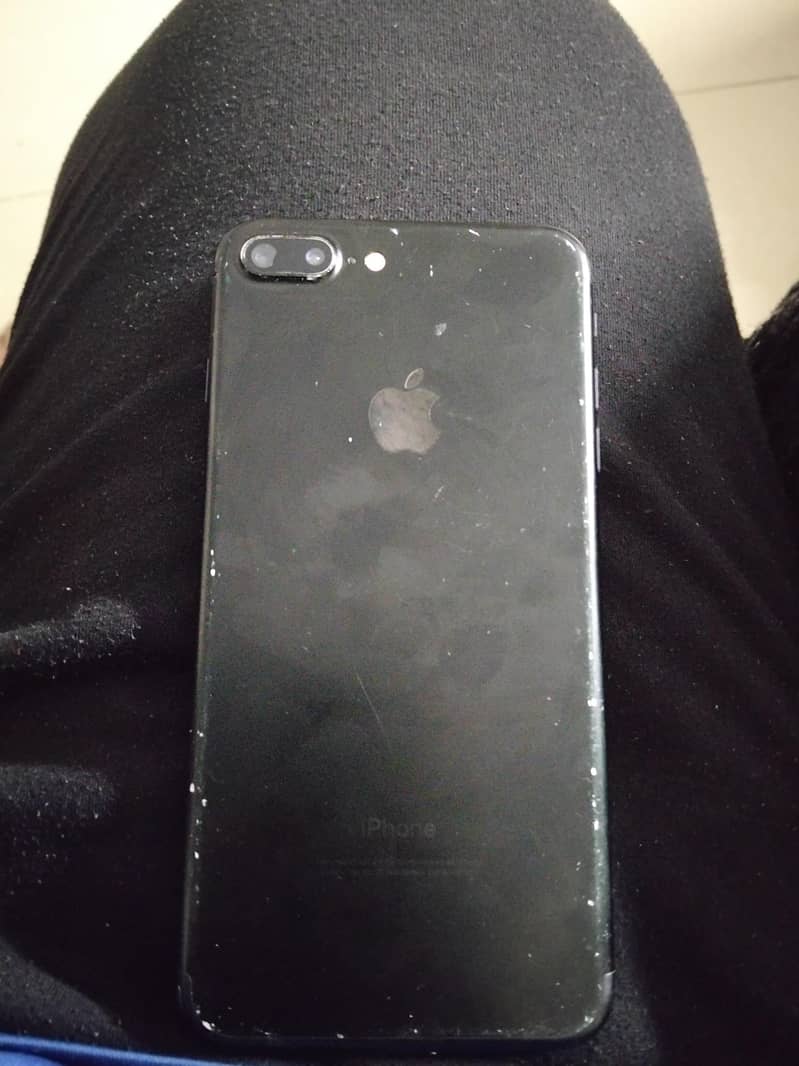 Apple iPhone 7 Plus 0