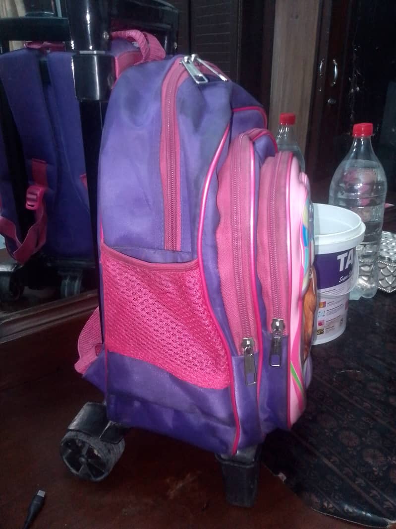 School bag 4