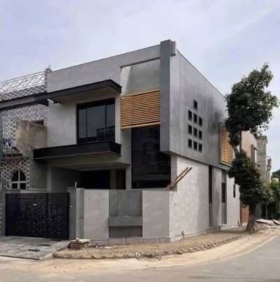 7.50 Marla Brand New Corner Luxury Modern Double Heighted Super Hot Location All Original Picture Attached With Direct Owner Available For Sale In Johar Town