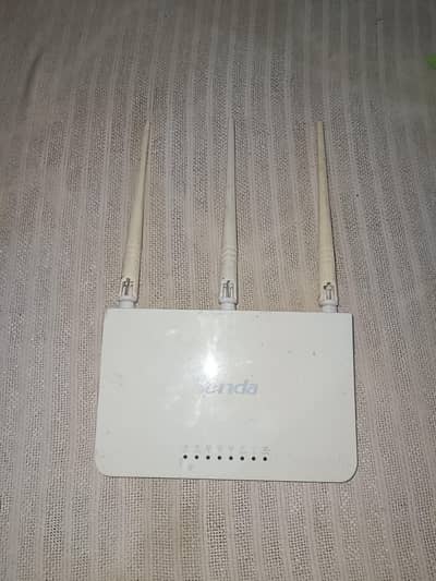 Tenda F3 300Mbps Wireless Wi-Fi Router