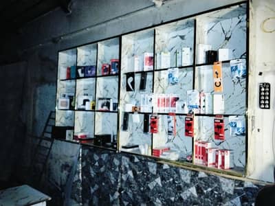 rack and counter mobile shop Saman for sale