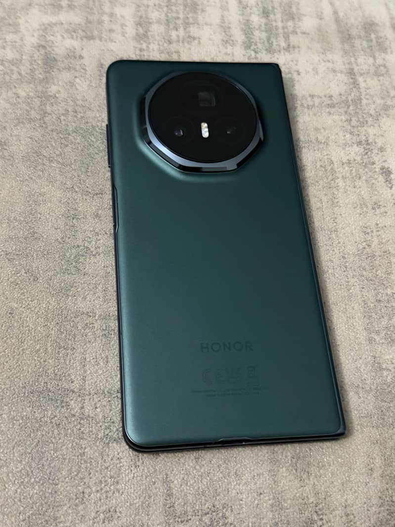 Honor Magic V3 2