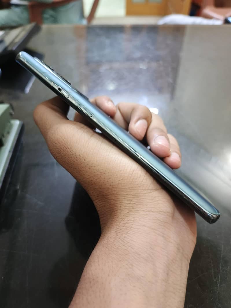 One Plus 9 Pro 1