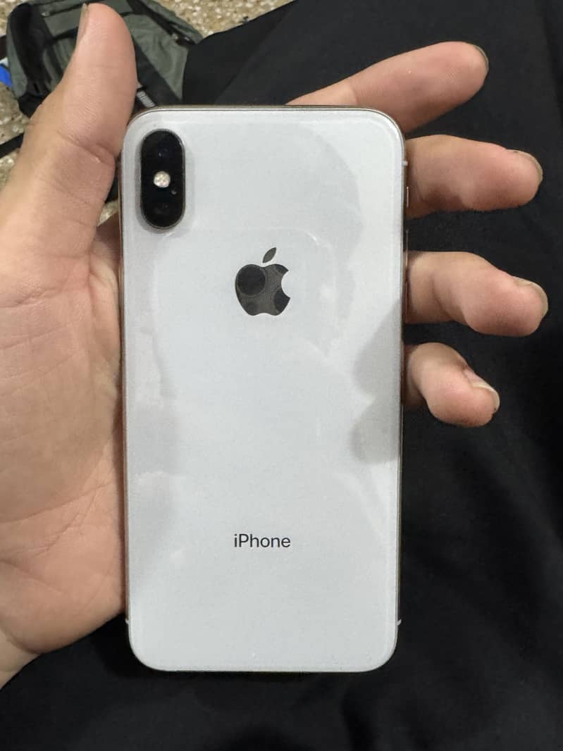 Apple iPhone X 3