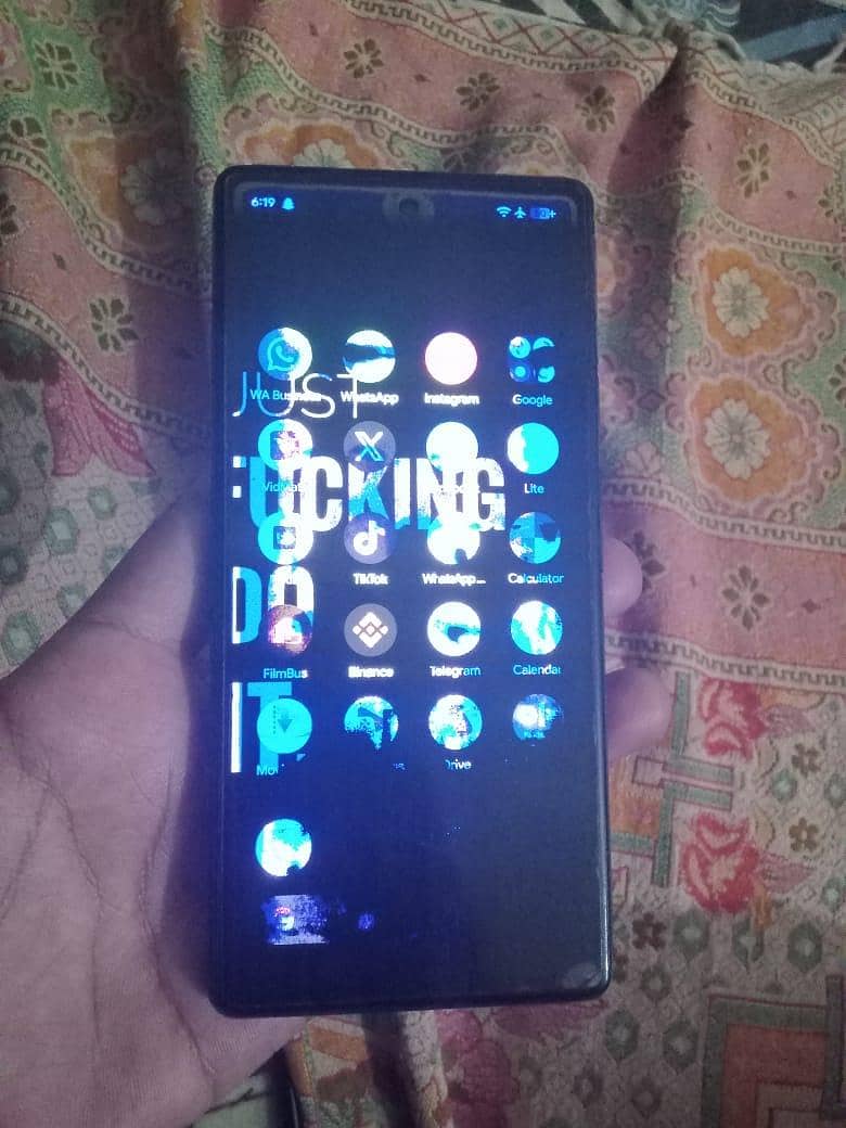 Google Pixel 6a 1