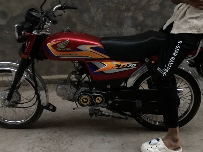 Cd 70  25model 1900km driven 2