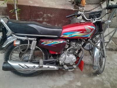 honda 125 janieun bike for sale boht km use hui