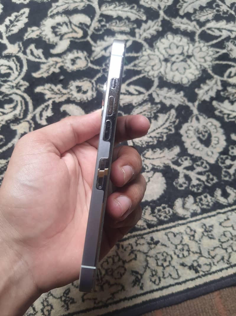 Apple iPhone 13 Pro 5