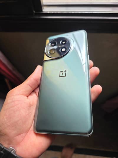 Oneplus 11 5g gaming mobile 120 Fps maxed