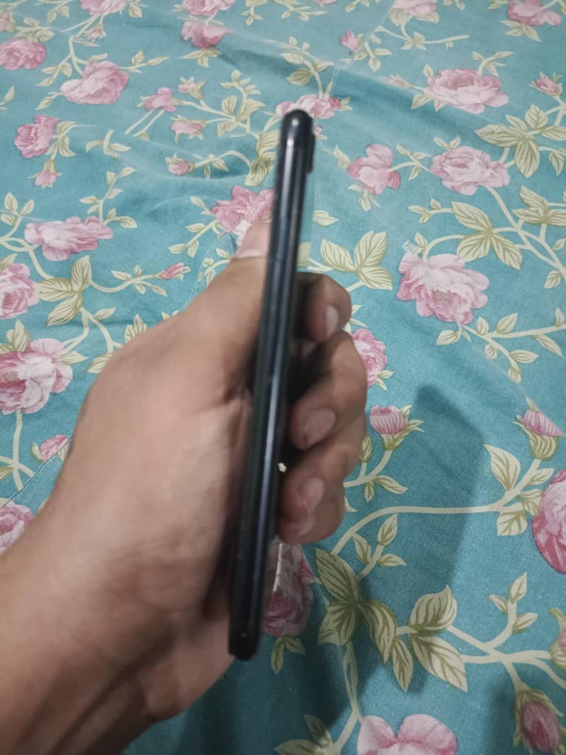 Apple iPhone SE 3
