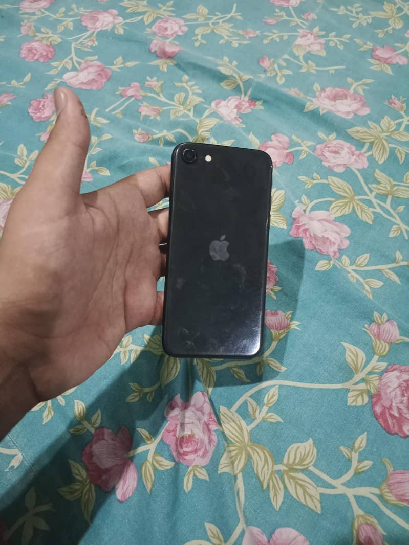 Apple iPhone SE 6