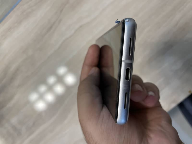 Google Pixel 7 3