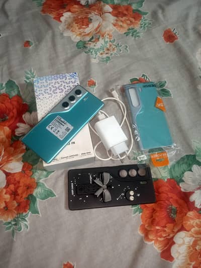 Tecno CAMON 40 Pro