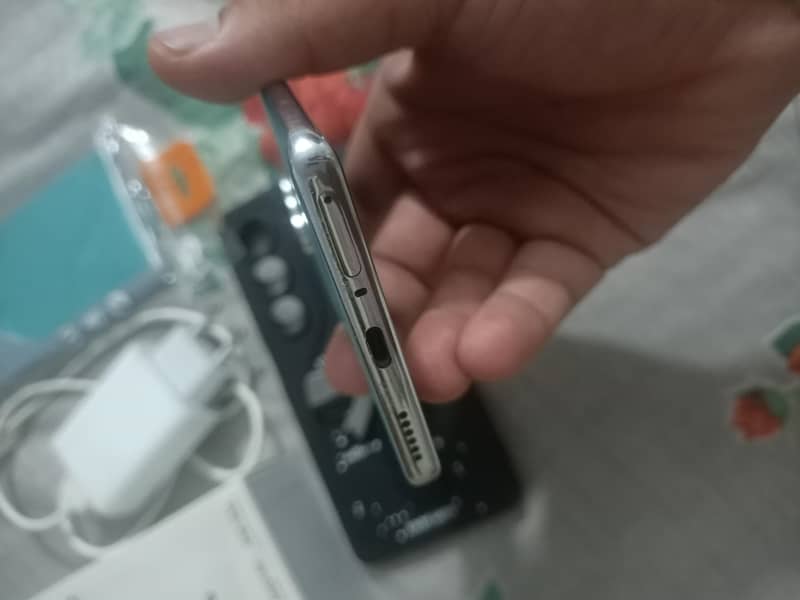 Tecno CAMON 40 Pro 3