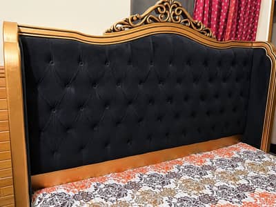 Bed king size without metress