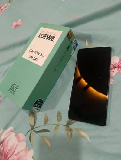 Tecno CAMON 30