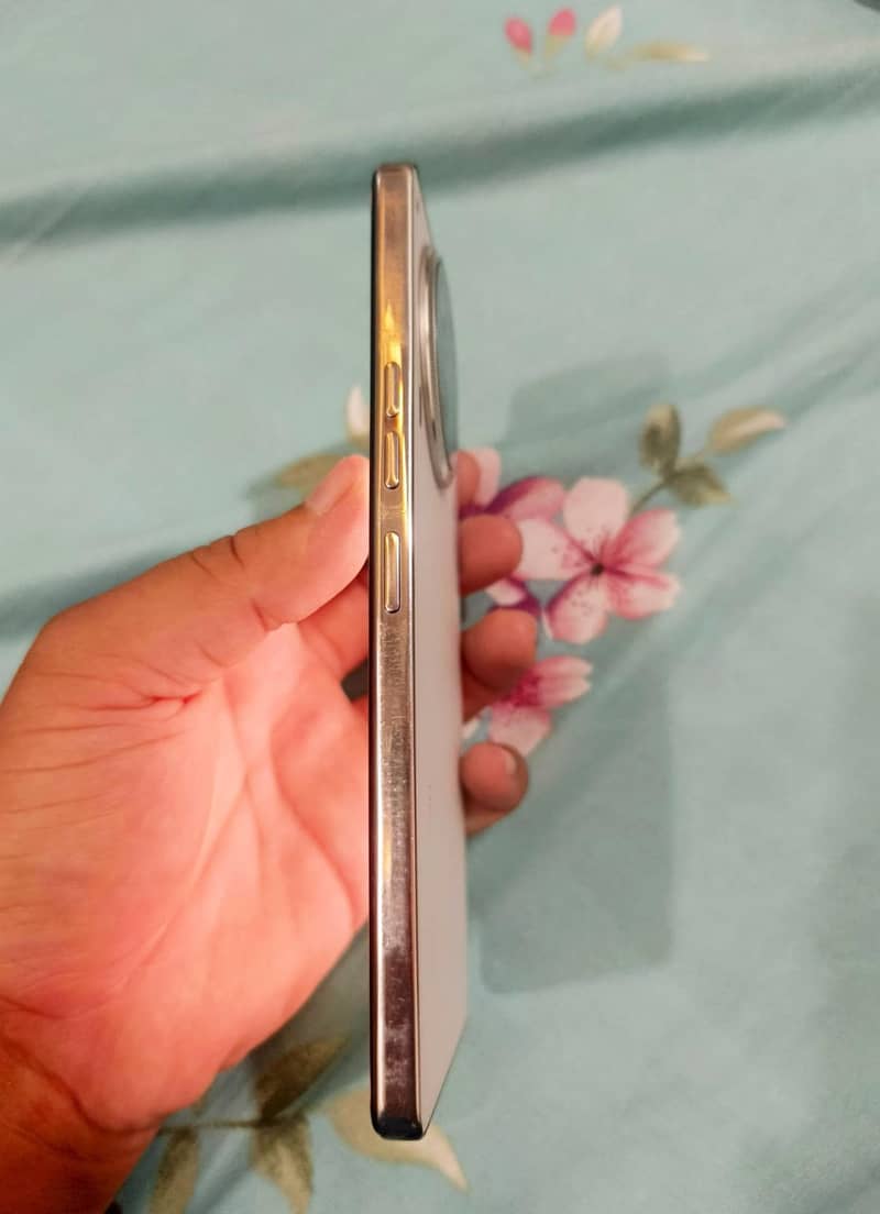 Tecno CAMON 30 6