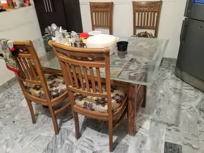 Dinning Table Selling Antique