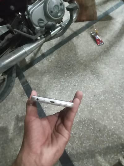 f1s oppo 4 64