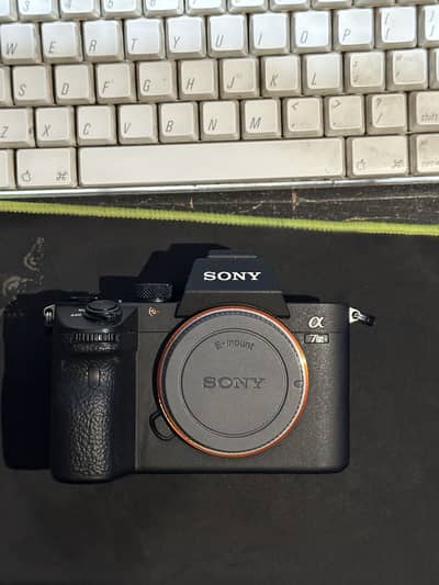 SonyA7ii Shuter counter 3k 10/10 condition