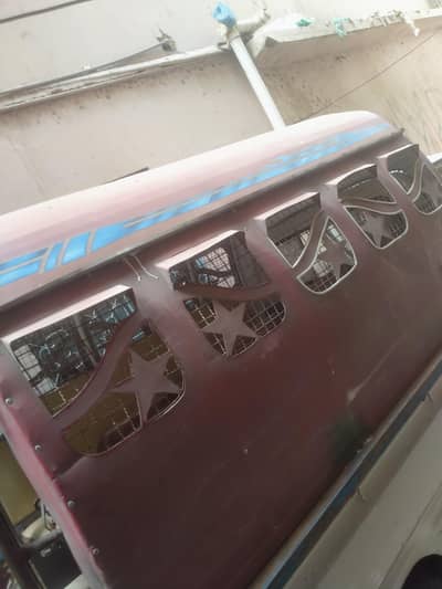 hood  for sell saf halat main hai