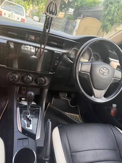 Toyota Corolla Altis 2015