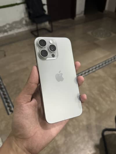 Apple iPhone 15 Pro Max