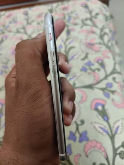 Apple iPhone SE 2020