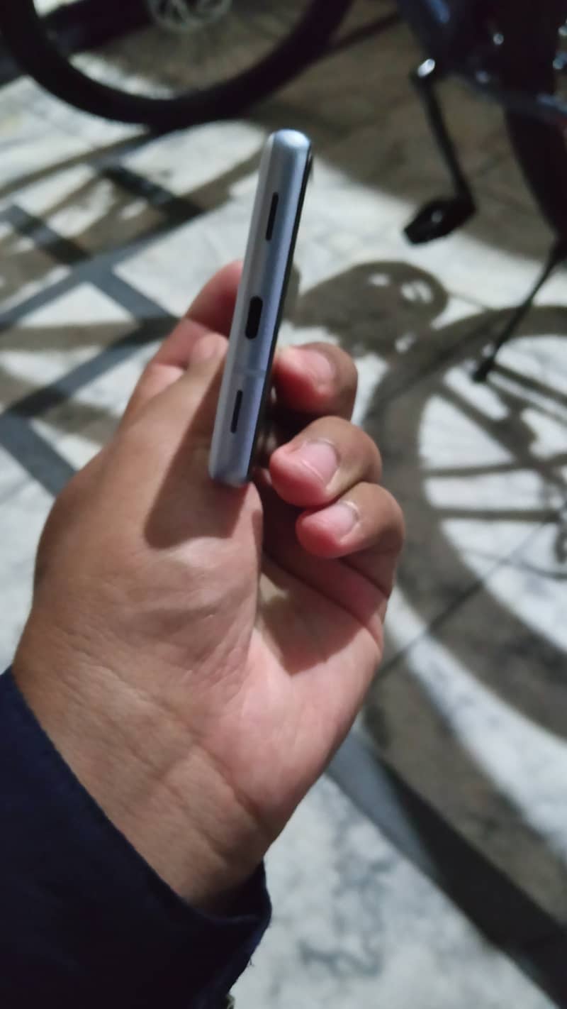 Google Pixel 7a 3