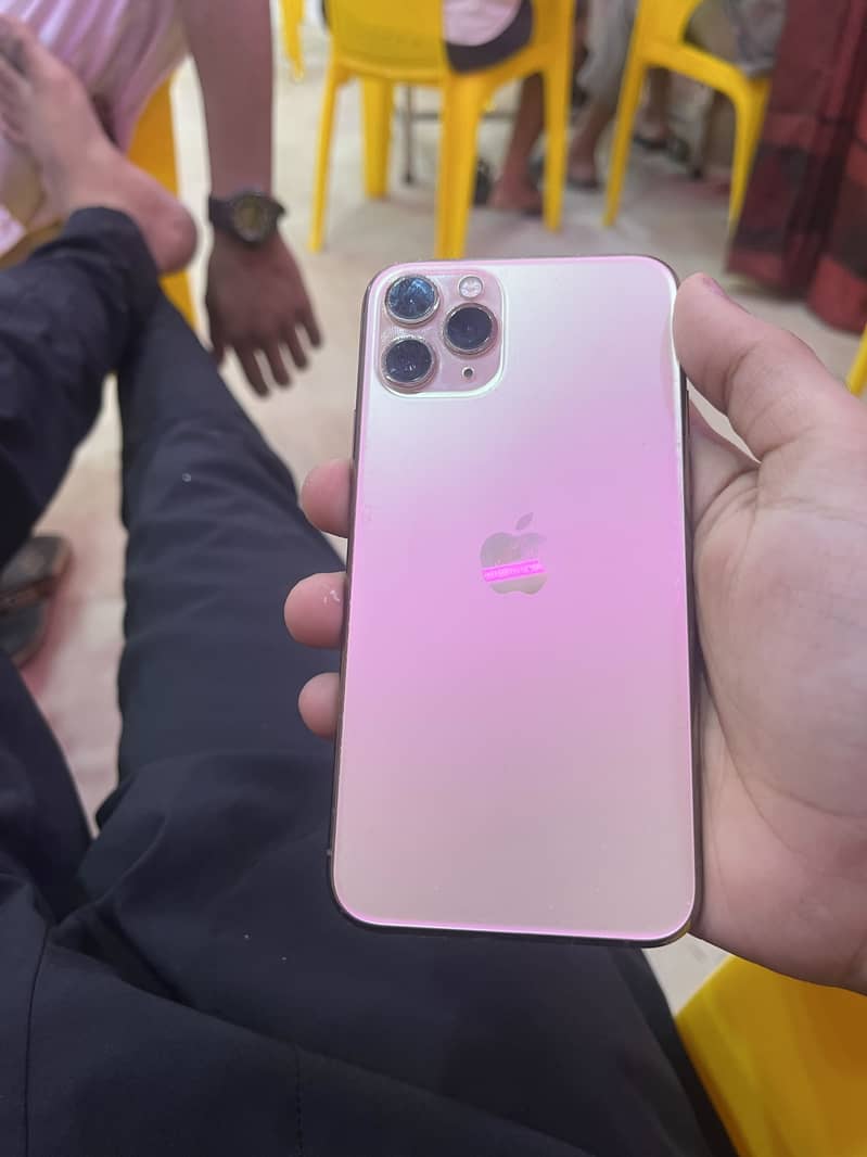 Apple iPhone 11 Pro 7