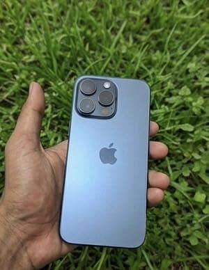 iPhone 15 pro max 0