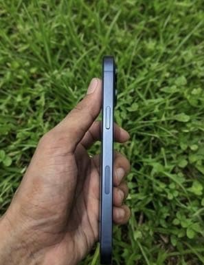 iPhone 15 pro max 3