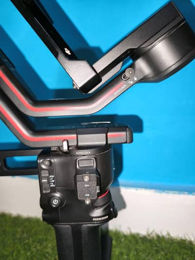 dji Ronin Rs3 with dji brief case handel