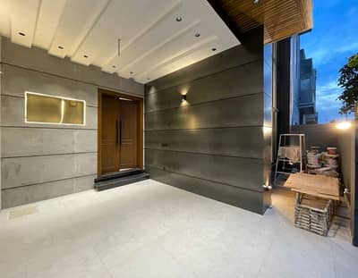 Brand New 5 Marla House Available In Royal Orchard For rent