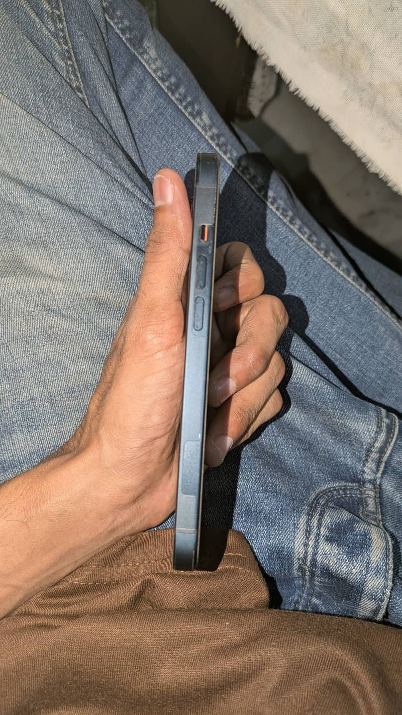Apple iPhone 14 8