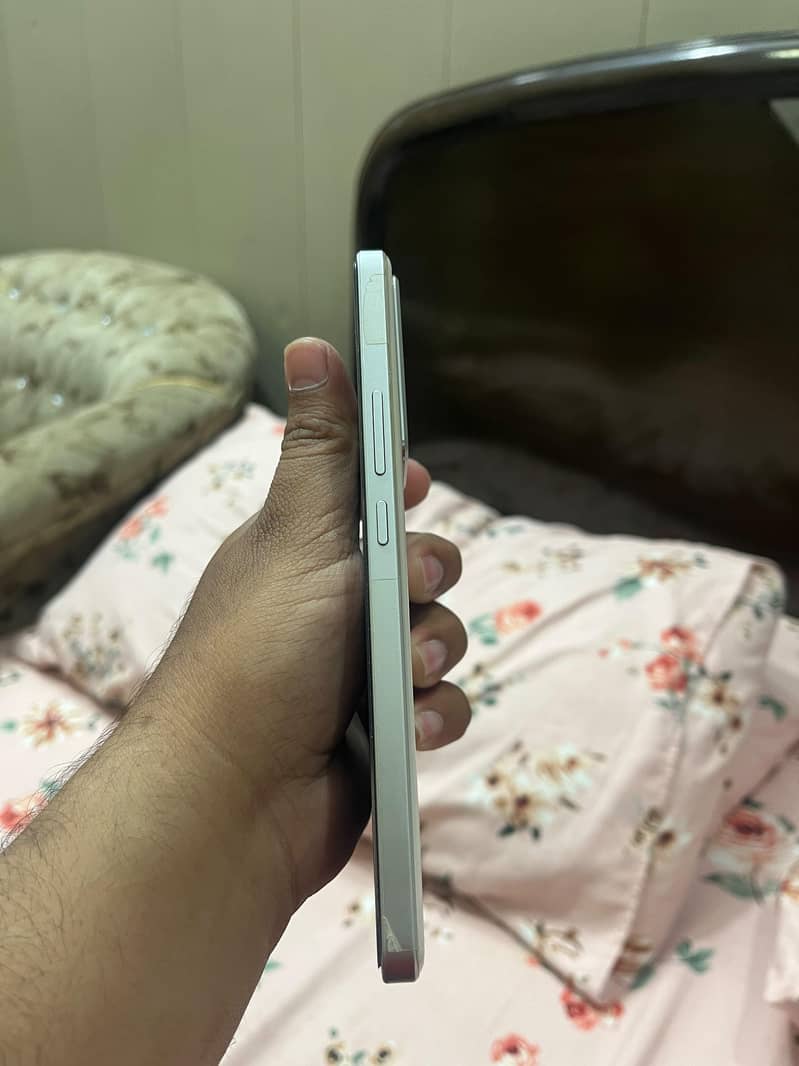 Realme Neo7 1