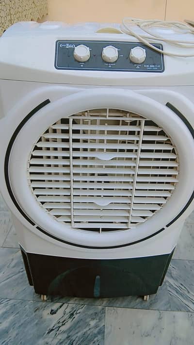 Air Coller Almost new - Super Asia