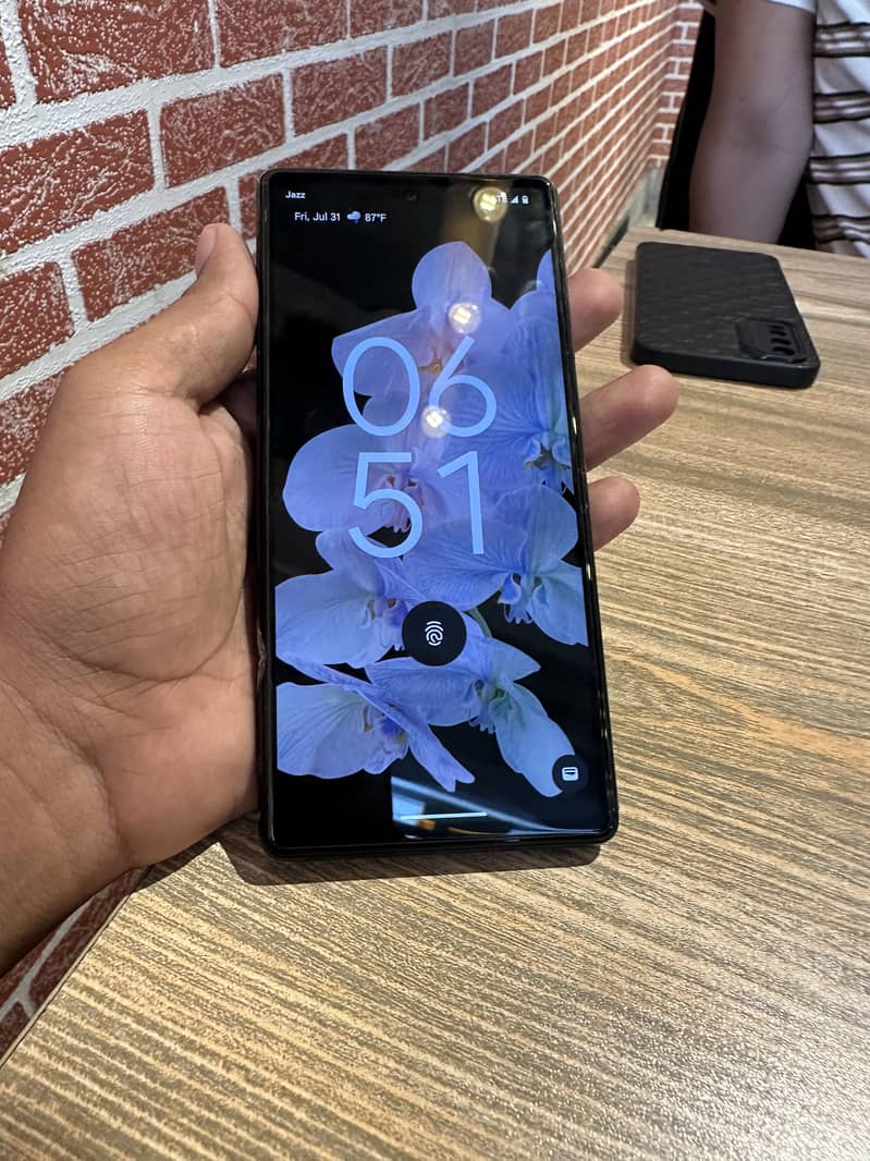 Google Pixel 6 4
