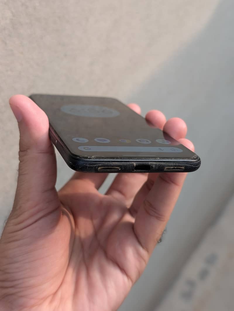 Google Pixel 5 3