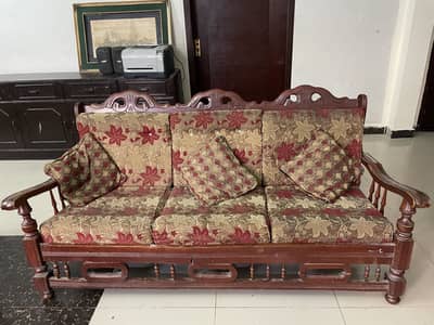 5 seater sofa set with 2 tables.
