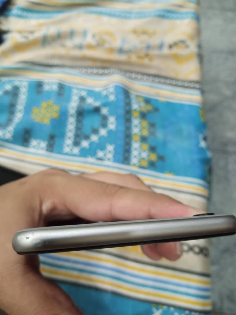 Apple iPhone 6S Plus 1